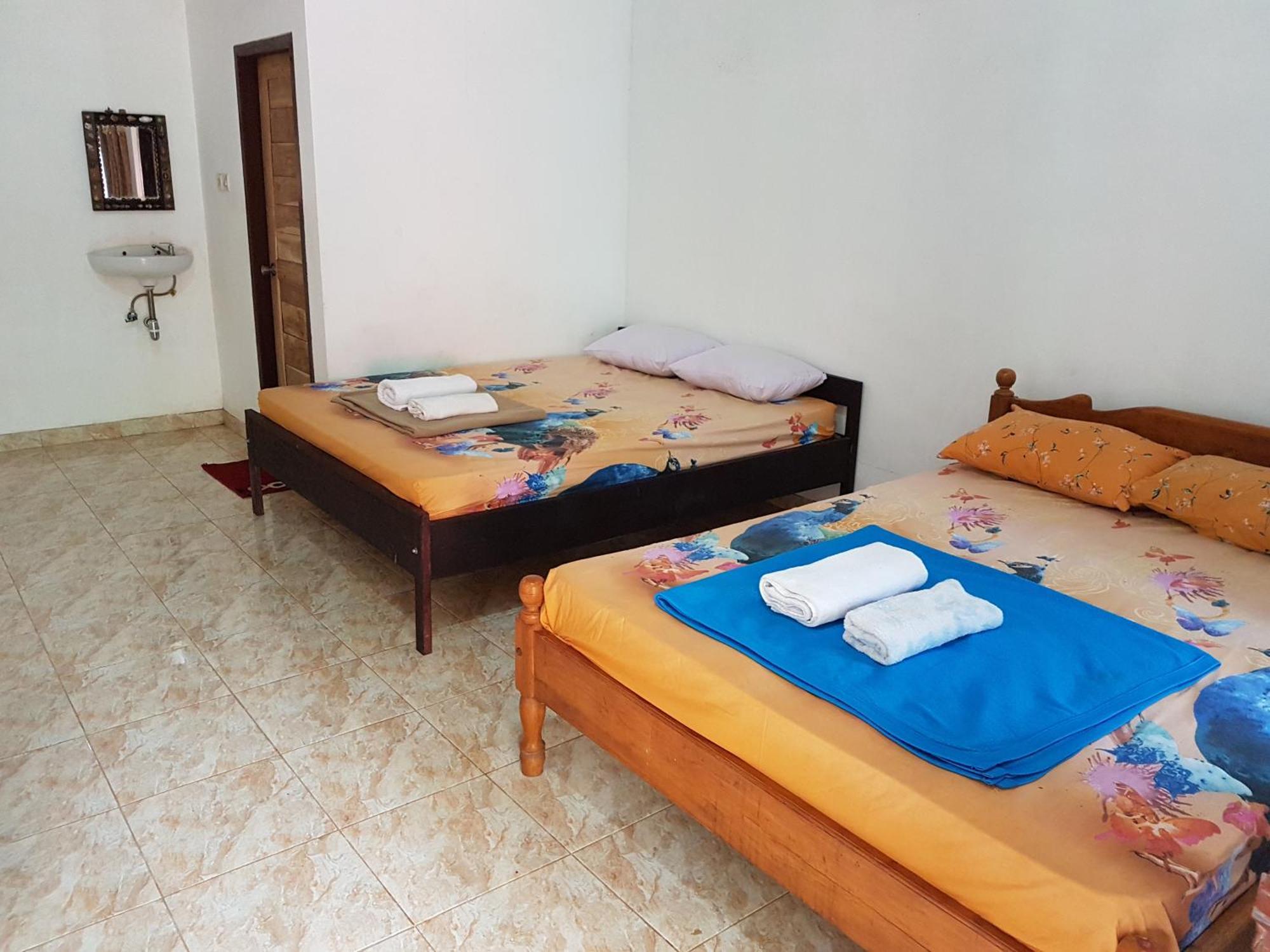 Red Island Bungalows Pasanggaran ห้อง รูปภาพ