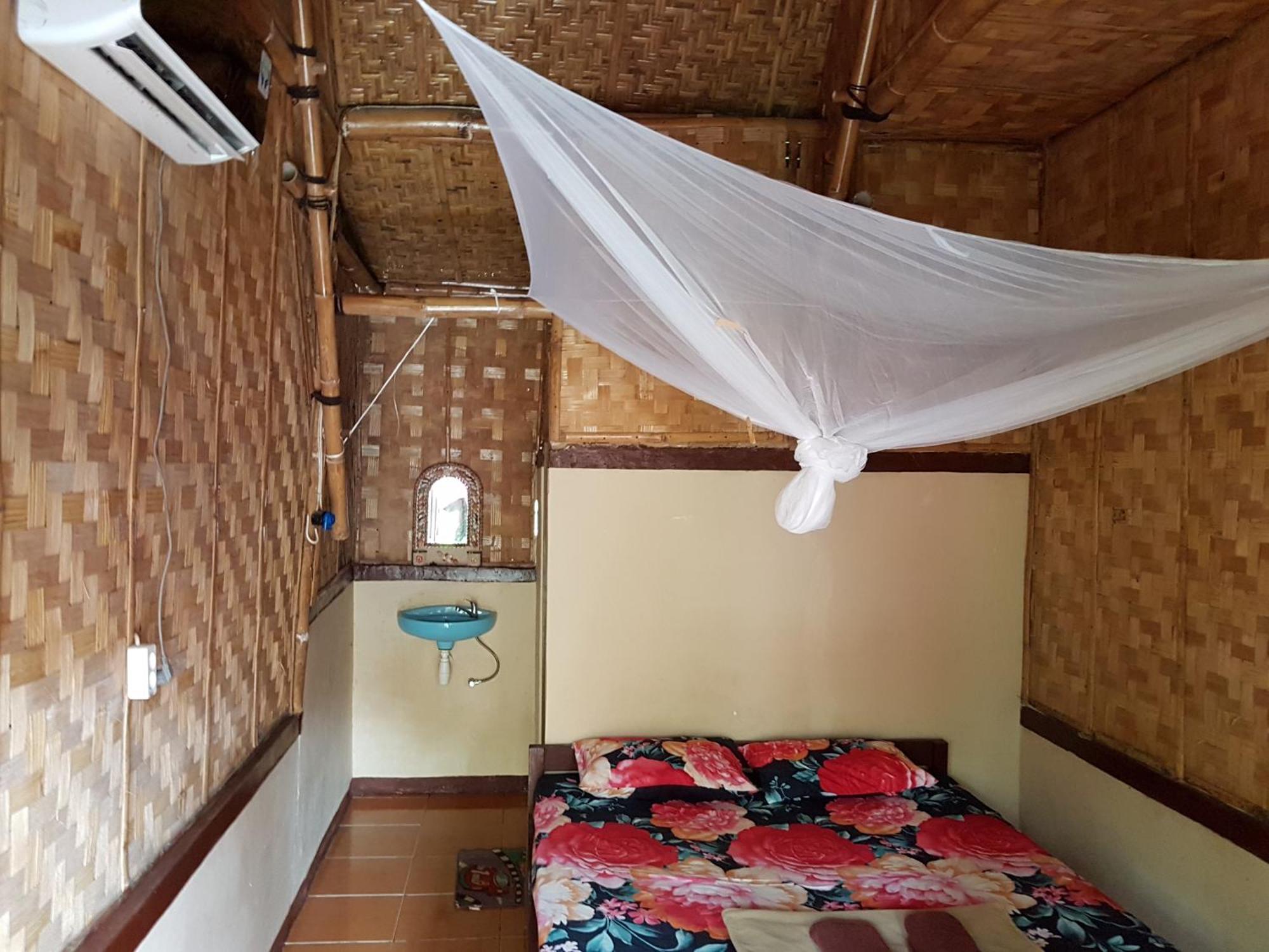 Red Island Bungalows Pasanggaran ห้อง รูปภาพ