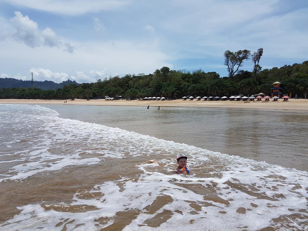 Red Island Bungalows Pasanggaran ภายนอก รูปภาพ