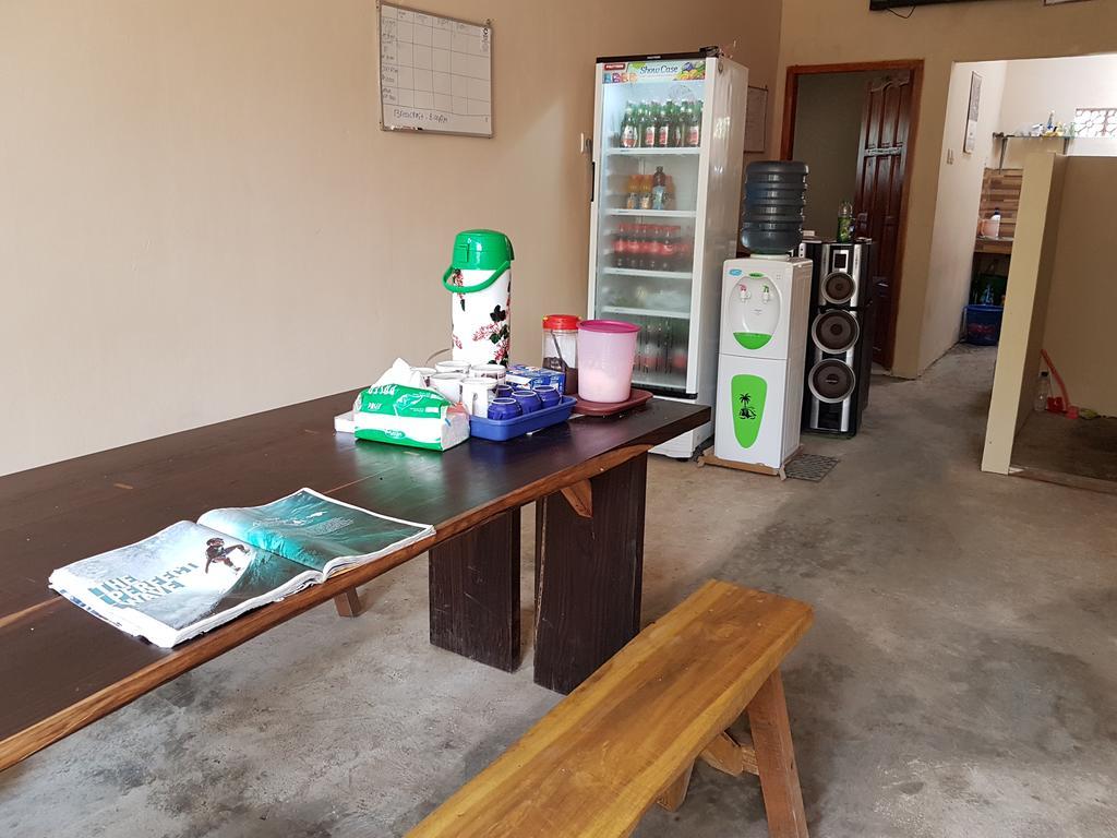 Red Island Bungalows Pasanggaran ภายนอก รูปภาพ