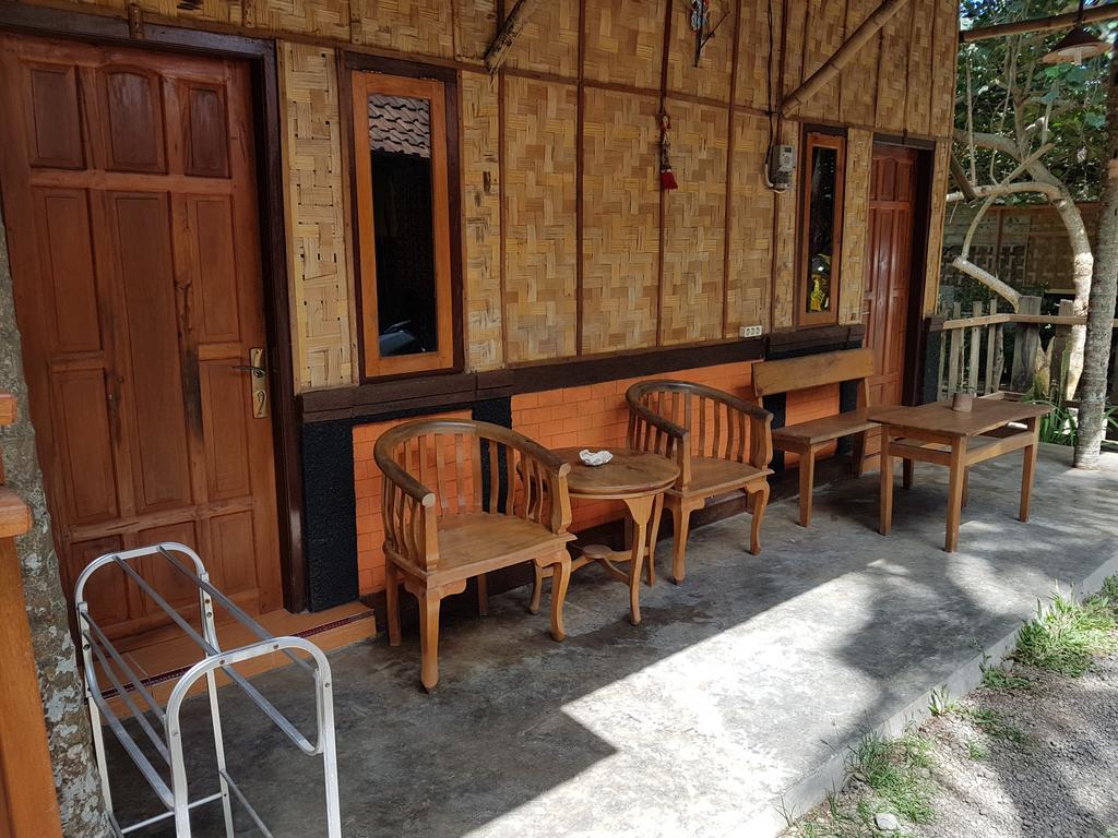 Red Island Bungalows Pasanggaran ภายนอก รูปภาพ