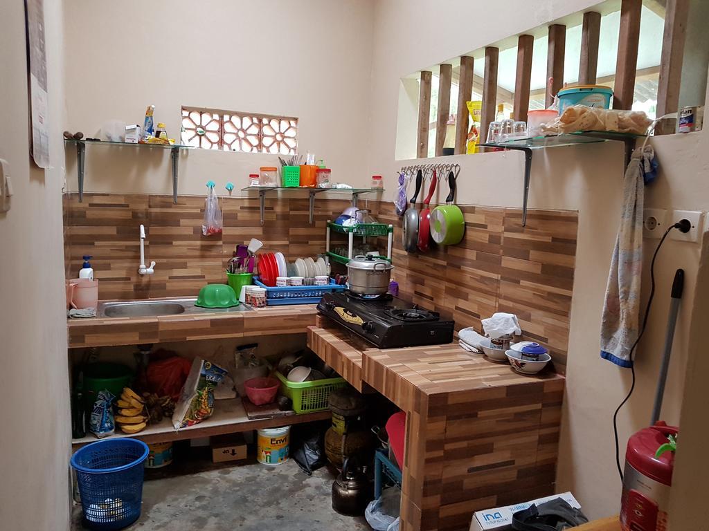 Red Island Bungalows Pasanggaran ภายนอก รูปภาพ